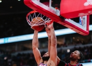 巴特勒三巨头联手，西亚卡姆得分突破，快船冲击季后赛！